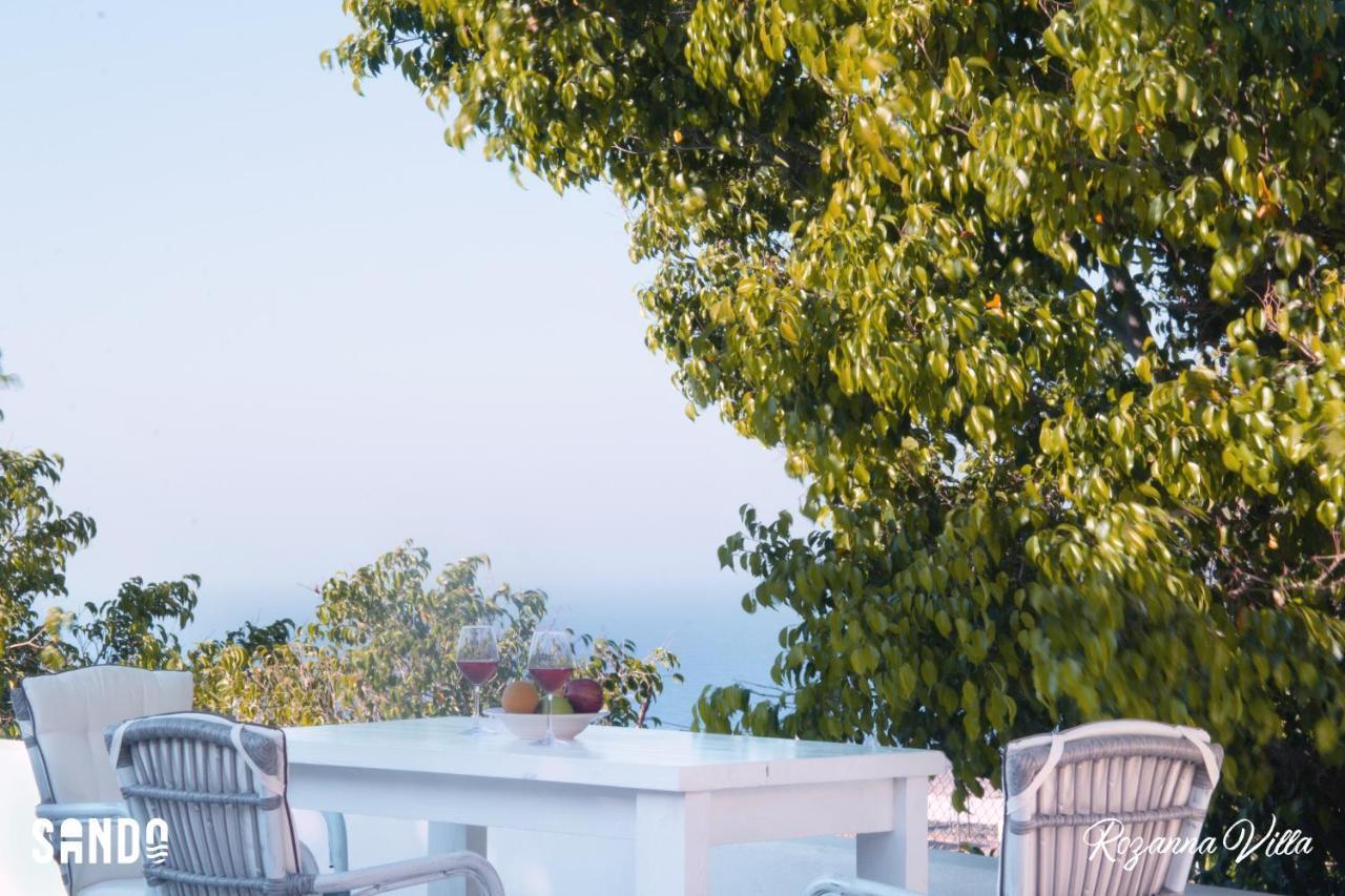 Sando Traditional Cave Villas With Jacuzzi And Sea View Vourvoulos Exterior photo
