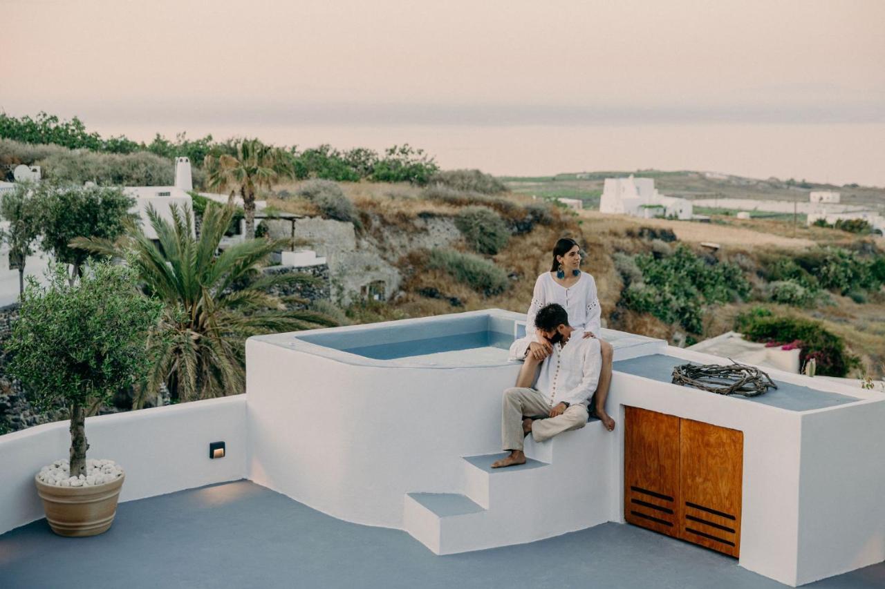 Sando Traditional Cave Villas With Jacuzzi And Sea View Vourvoulos Exterior photo