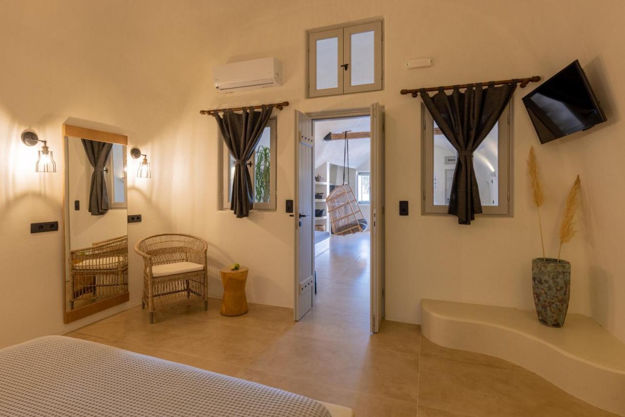 Sando Traditional Cave Villas With Jacuzzi And Sea View Vourvoulos Exterior photo