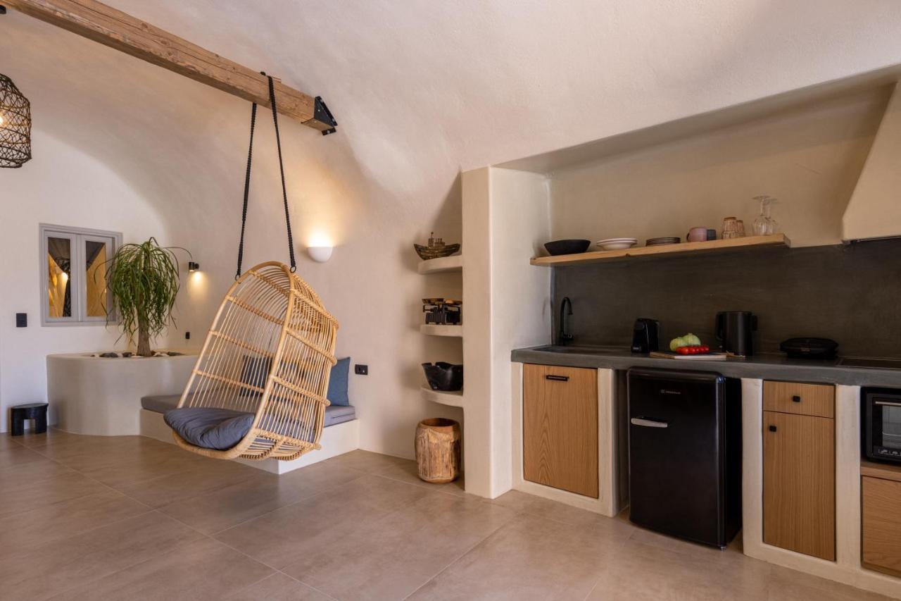 Sando Traditional Cave Villas With Jacuzzi And Sea View Vourvoulos Exterior photo